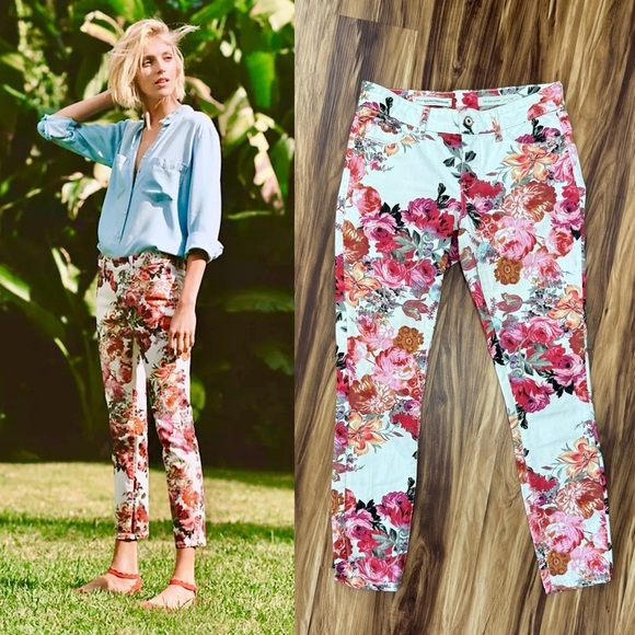 Anthropologie Pants - Anthropologie Pilcro Floral Print Pants